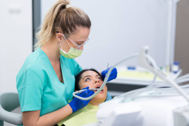 Best Broken or Cracked Tooth Emergency Dentist in Williston Park, NY